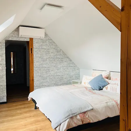 Fuchsbau Fuer Naturliebhaber Und Biker Appartement